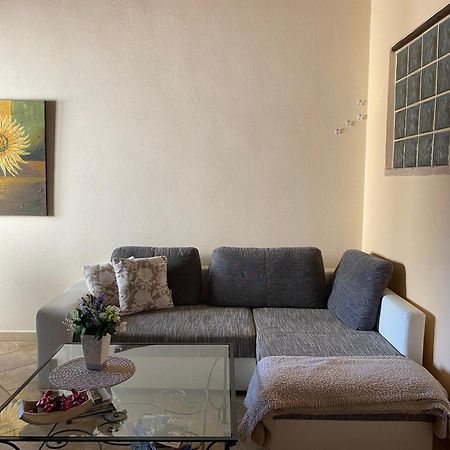 Alex'S Apartment Iglesias Exterior foto